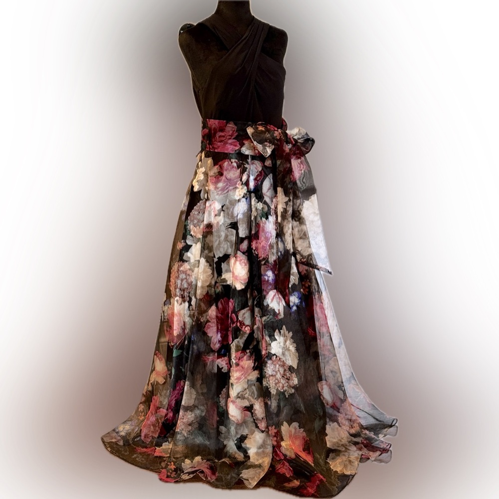 Elegant Floral Maxi Dress